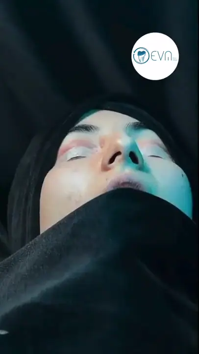 Couverture de la vidéo avant/après d’Emily